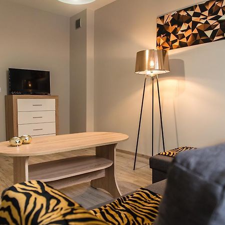 Апартаменты Apartament Deluxe Centrum 2 Кошалин Экстерьер фото