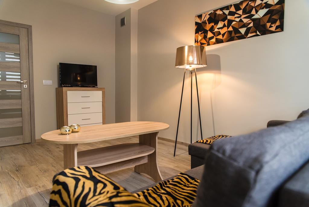 Апартаменты Apartament Deluxe Centrum 2 Кошалин Экстерьер фото